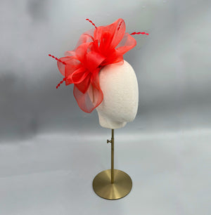 Red fascinator 