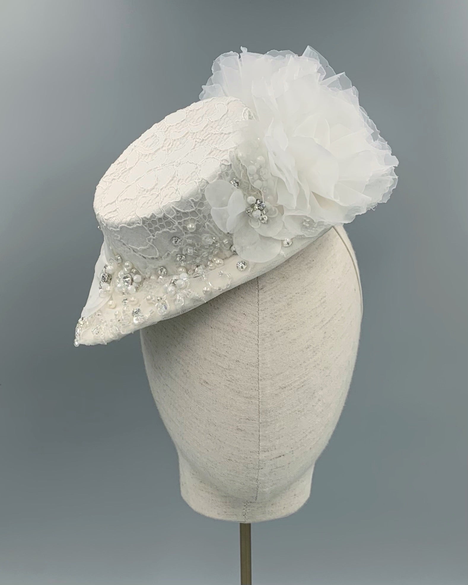 bridal top hat