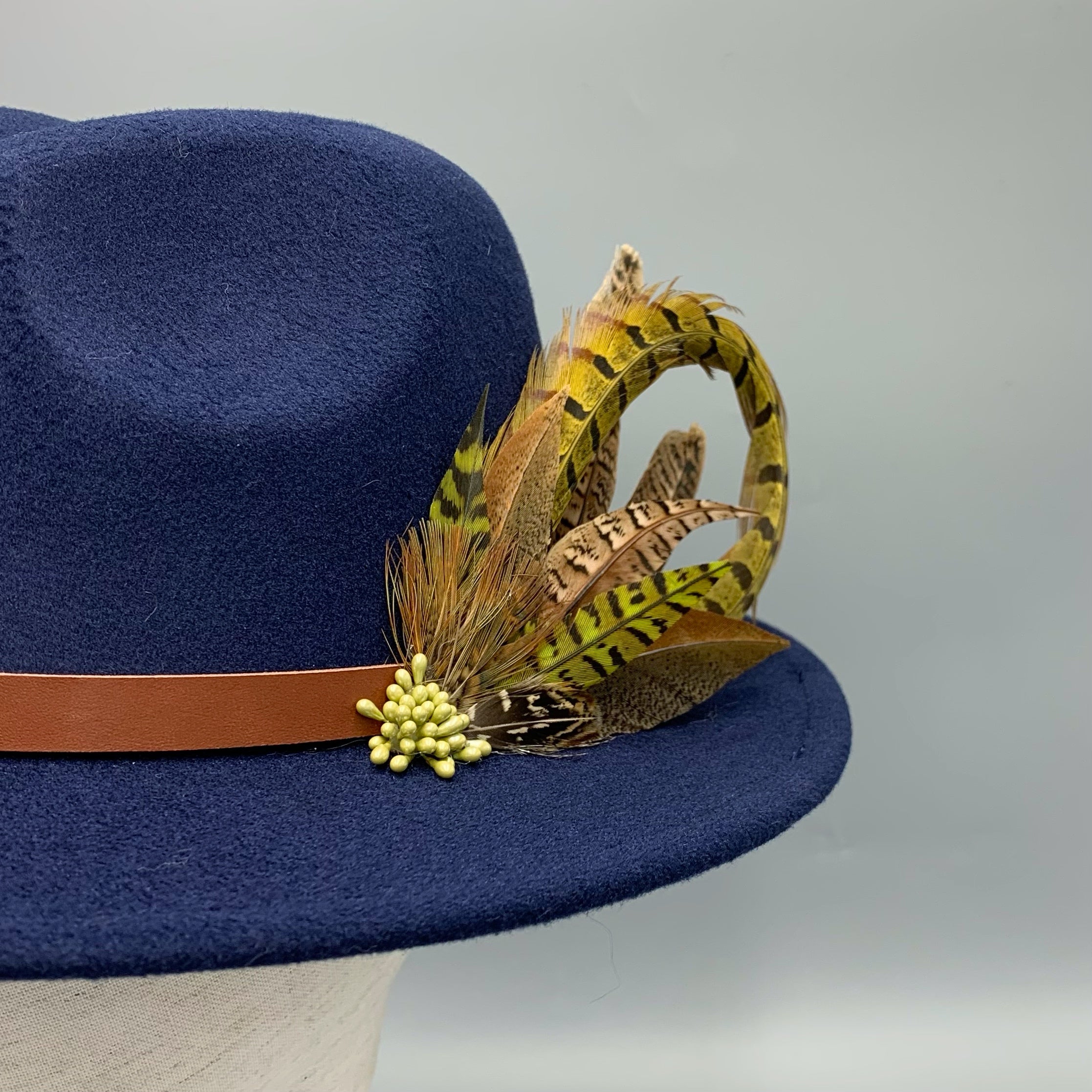 Navy fedora - green and natural feathers
